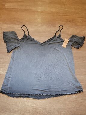 American Eagle Outfitters Charcoal Cold-Shoulder V-Neck Camisole